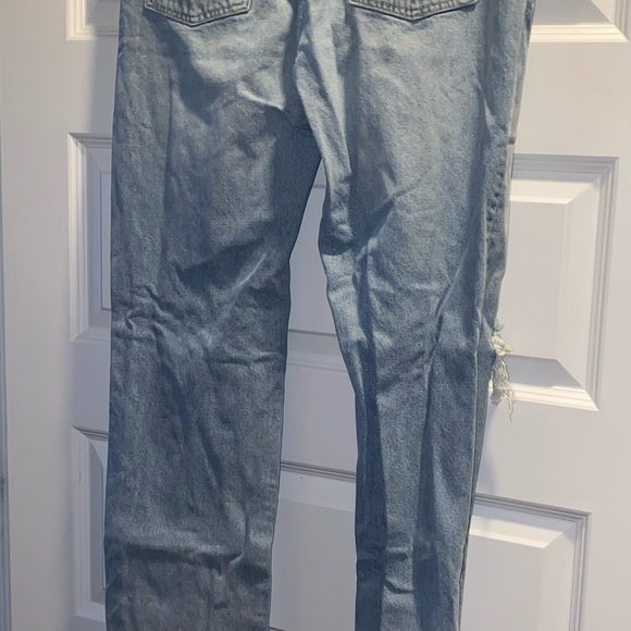 ZARA jeans | RIPPED STRAIGHT JEANS
LIGHT BLUE - REF. 4365/265 - Picture 8 of 10